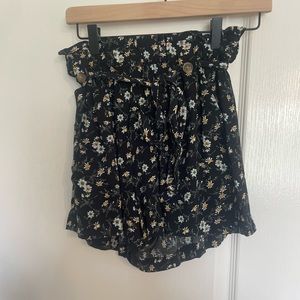 American eagle floral print shorts